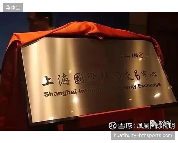 杨明打磨凤凰组合：从“普通人”到“艺术家”的精炼之旅